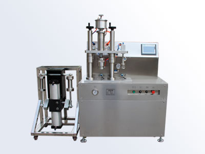 半自動后發(fā)泡二元灌裝設備 半自動后發(fā)泡二元灌裝設備