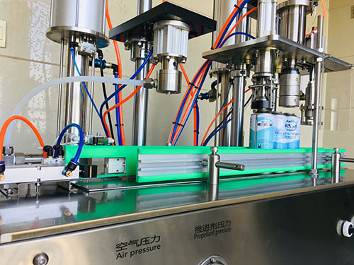 自噴漆灌裝機 自噴漆灌裝機